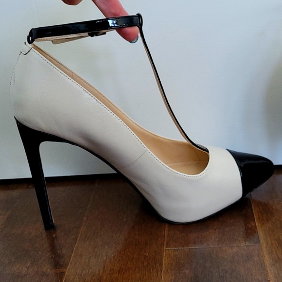 NINE WEST Shoes - Picture 2 of 3